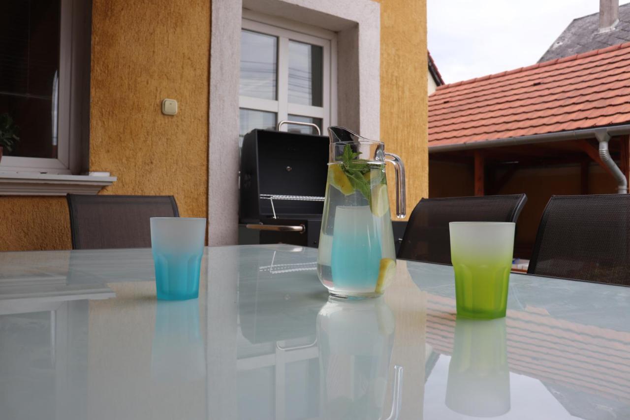 B6 Apartman Veszprém Εξωτερικό φωτογραφία