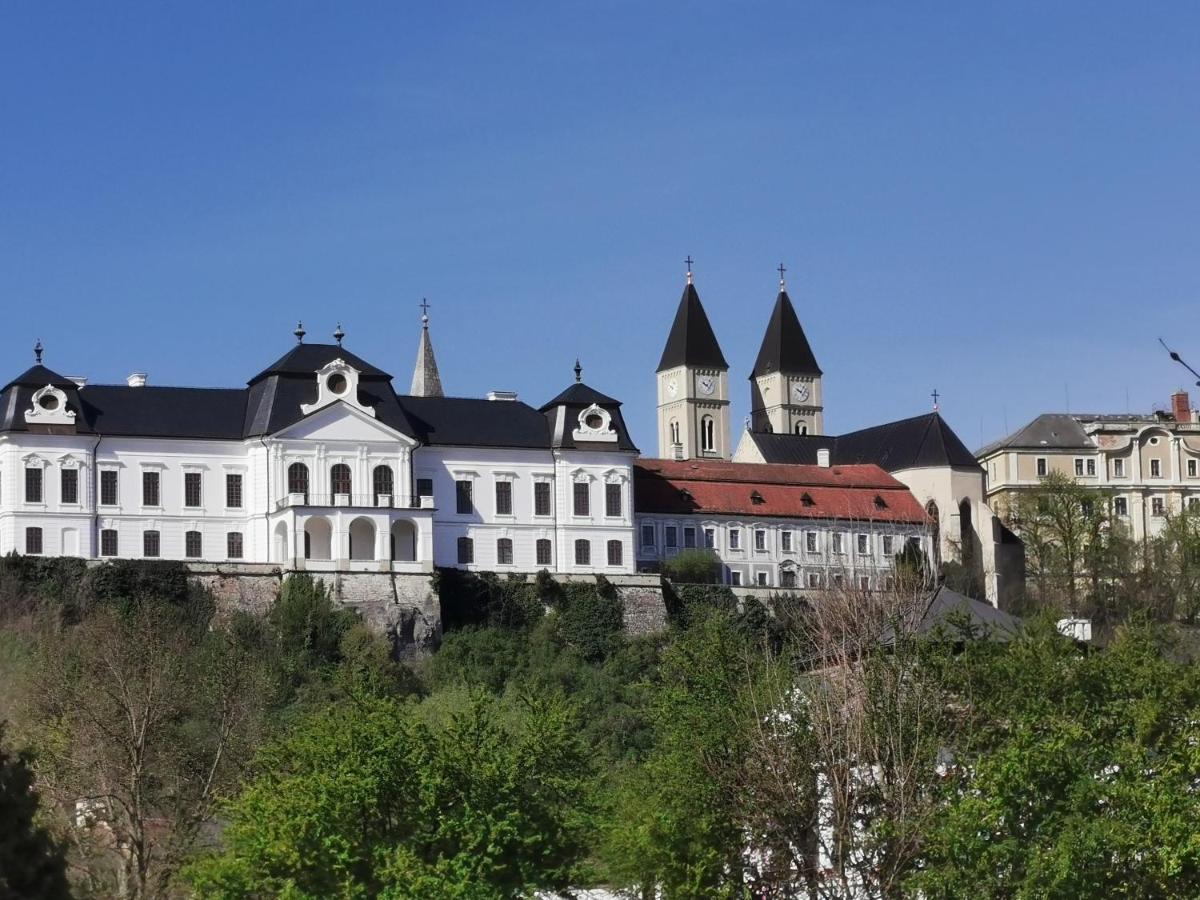 B6 Apartman Veszprém Εξωτερικό φωτογραφία