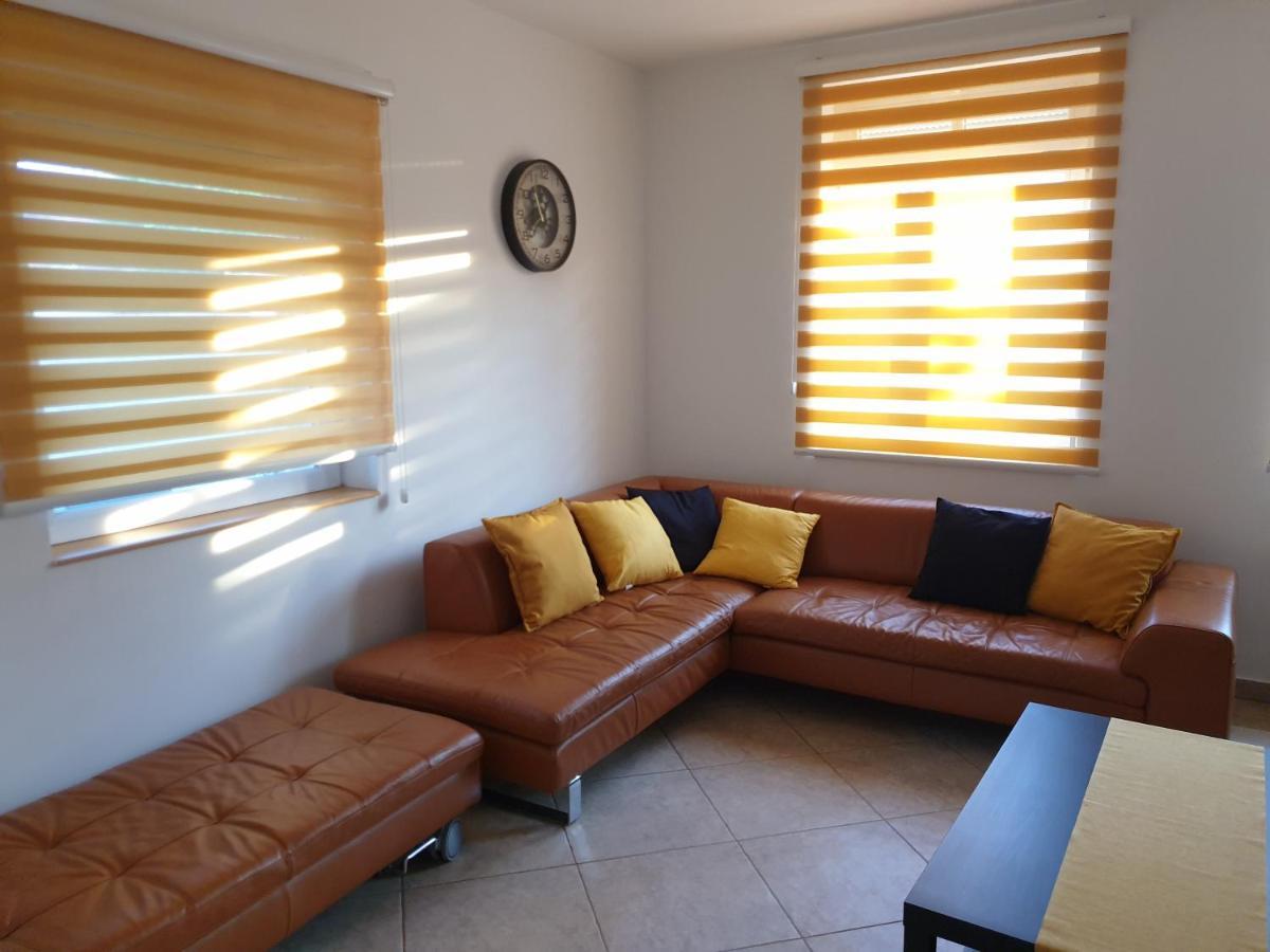 B6 Apartman Veszprém Εξωτερικό φωτογραφία
